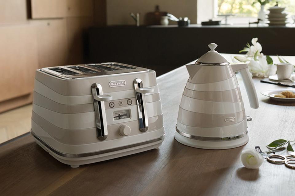 De'Longhi Avvolta.