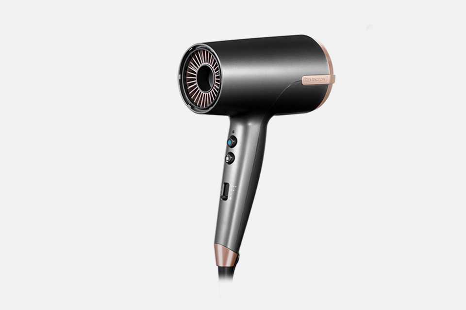 Remington ONE Dry and Style Hair Dryer with Diffuser.