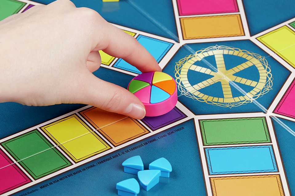 Rivial Pursuit Game: Classic Edition from Hasbro Gaming.