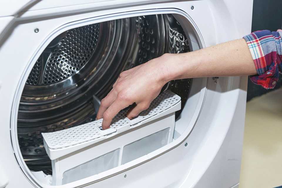 Candy CSE C9DF-80 9KG Condenser Tumble Dryer - White.