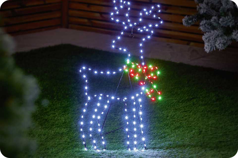 Save up to 25% on selected Christmas decorations. Including lights, outdoors decs & wreaths.