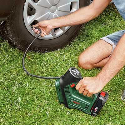 Bosch UniversalPump 18V Tyre Inflator.