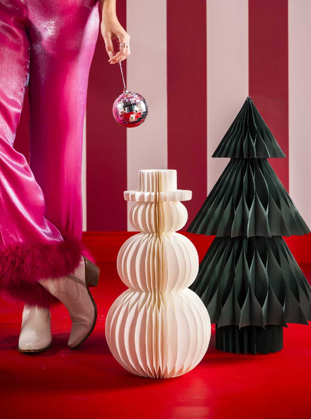 Christmas homewares & accessories.