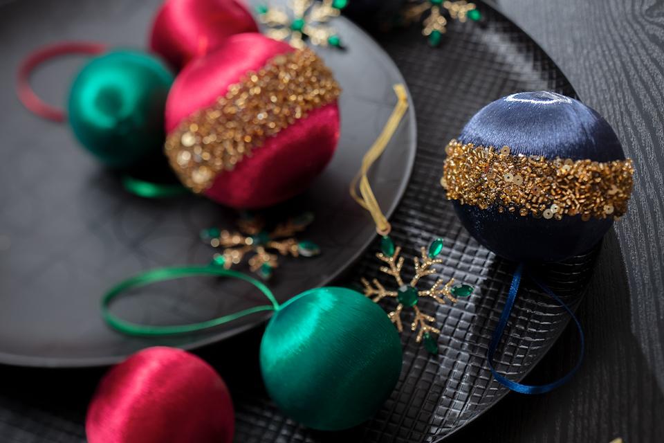 Hang some baubles.