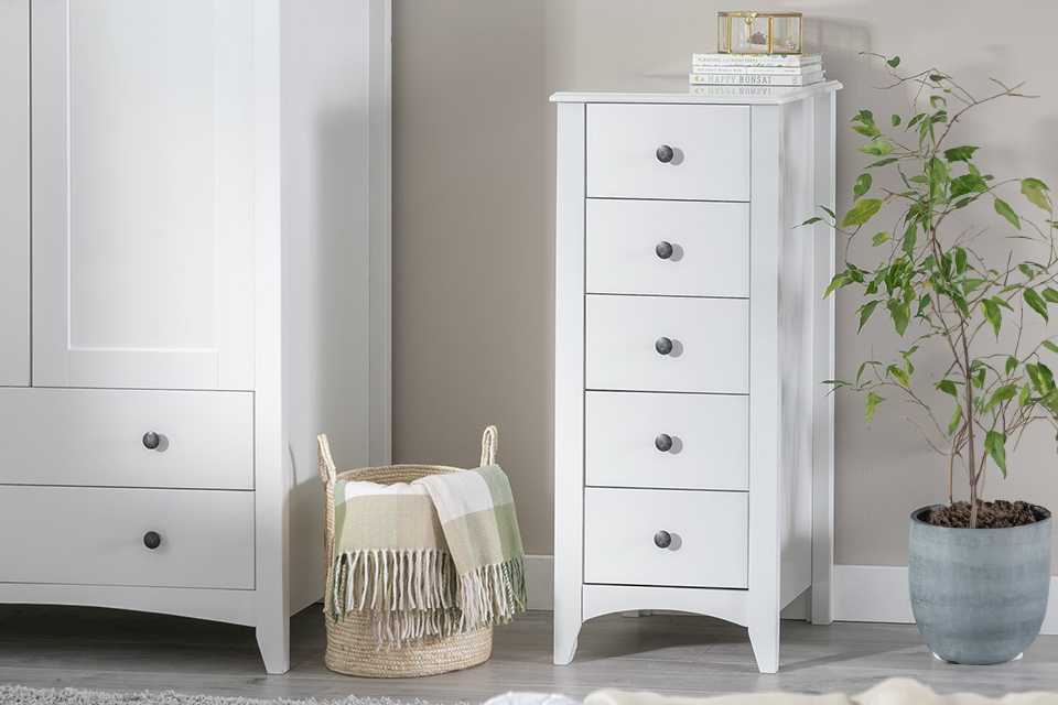 Habitat Minato 5 Drawer Tallboy.