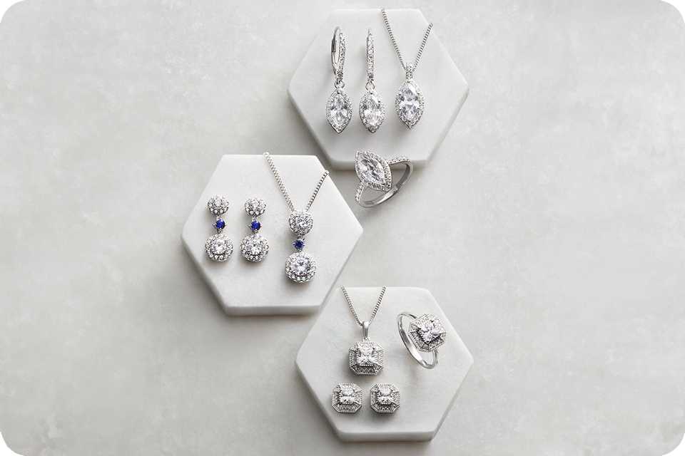 Save up to 40% on selected jewellery.