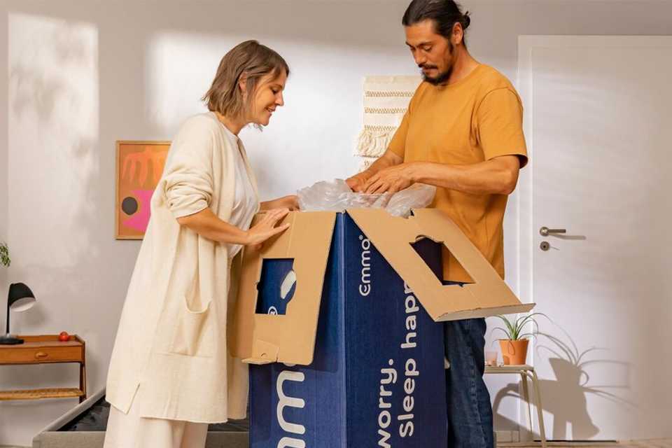 Emma Premium Hybrid Mattress.