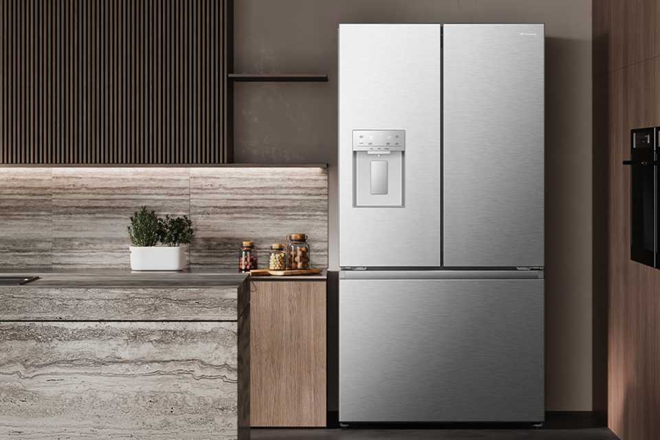 Hisense multi-door fridge freezer placed in a modular kitchen.