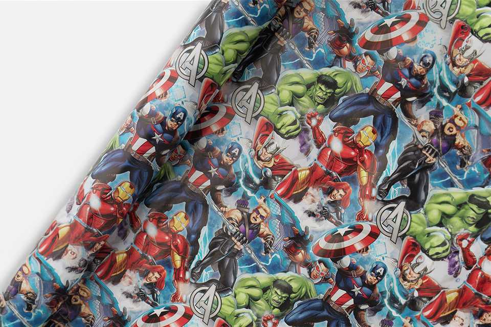 Avengers 2 Piece Wrapping Paper Set.