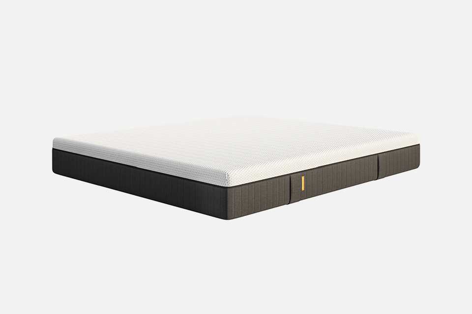 Emma NextGen Premium Hybrid small double mattress.