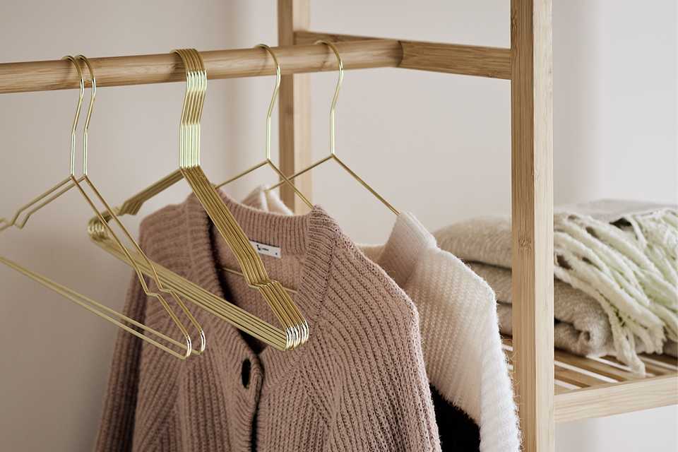 Habitat Pack of 10 Hangers - Golden.