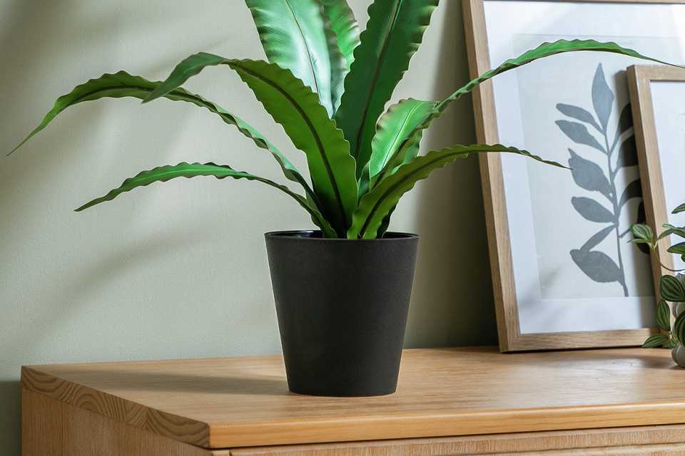 Habitat Artificial Green Birds Nest Plant - 40cm.