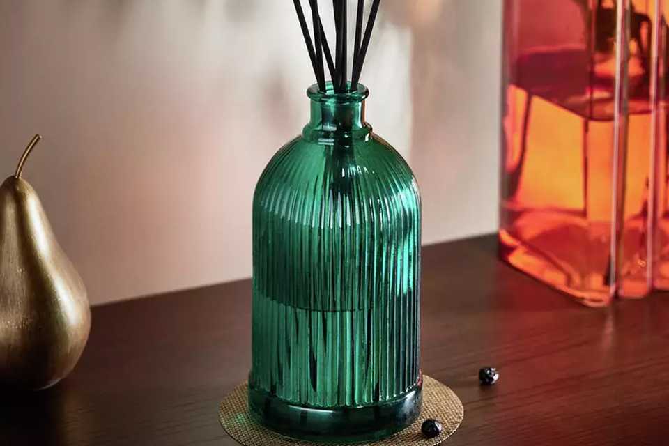 Habitat 500ml Reed Diffuser - Juniper & Gin.