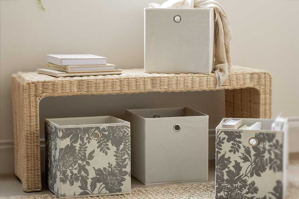 Argos Home Set of 4 Squares Boxes - Grey & Floral.