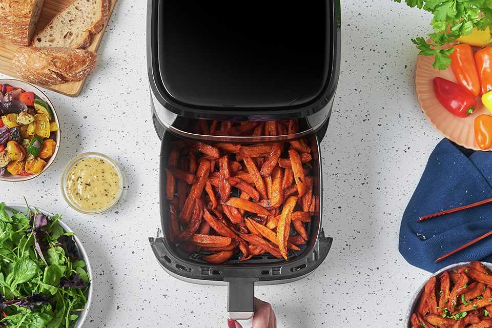 Russell Hobbs Satisfry 4.3L Air Fryer 27610.