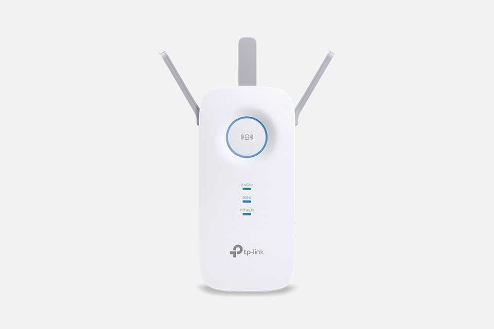 TP-Link AC1750 dual band Wi-Fi range extender and booster.