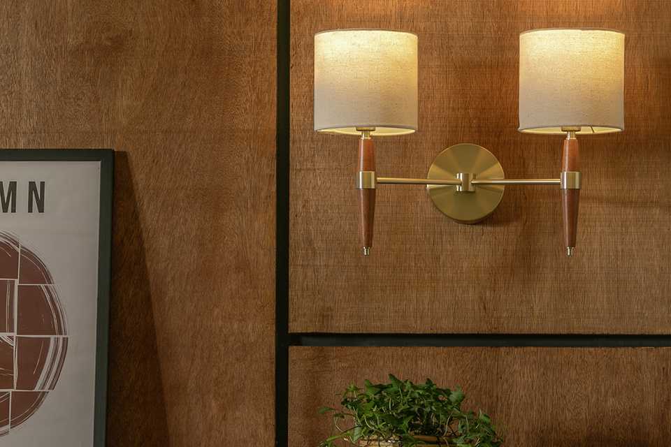 Habitat Century Wood 2 Light Wall Light - Walnut.