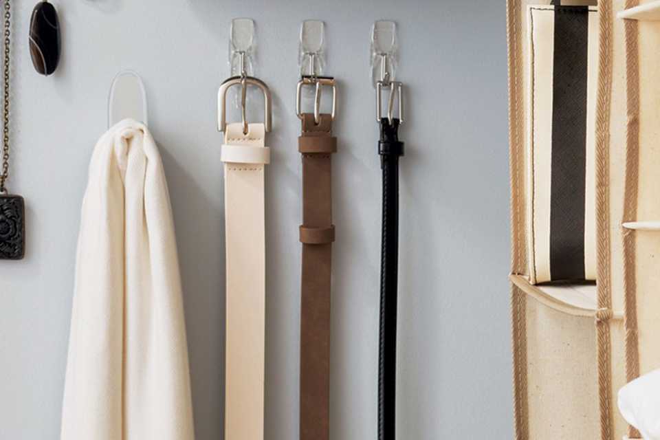 Command Clear Wire Toggle Hooks - Pack of 10.