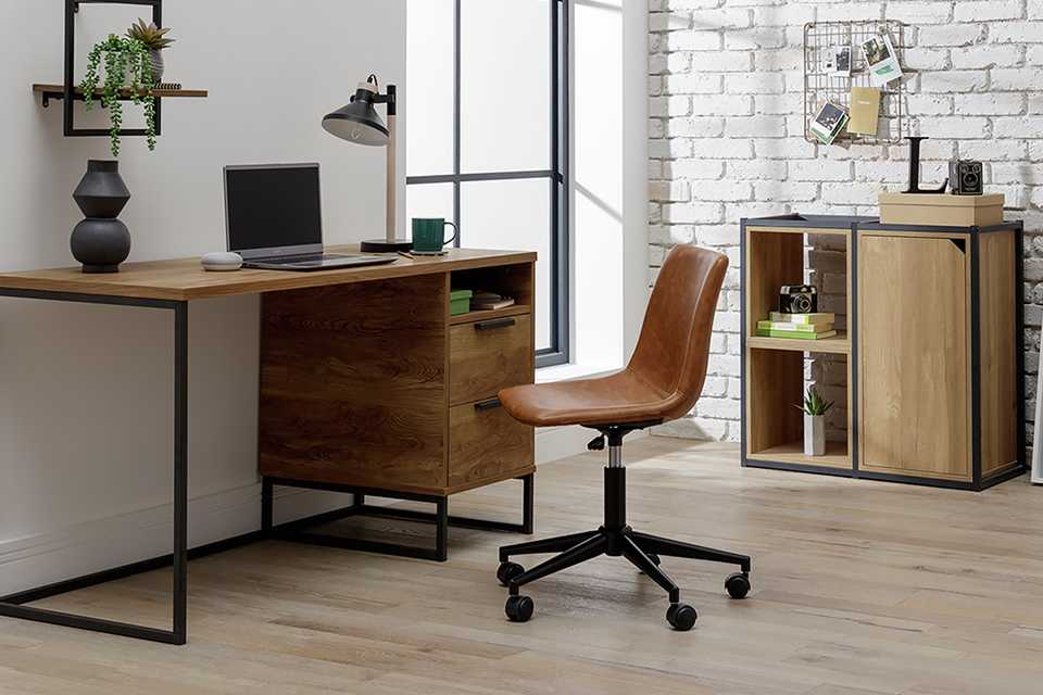 Habitat Nomad 2 Drawer Office Desk - Oak.
