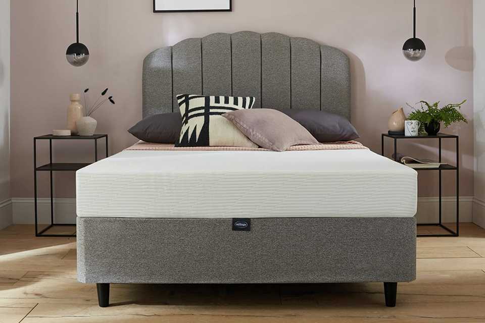 Silentnight Memory Foam Rolled Mattress - Single.