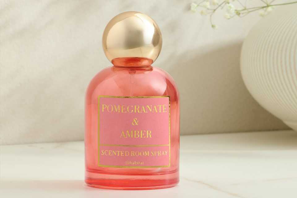 Habitat 100ml Room Spray - Pomegranate & Amber.