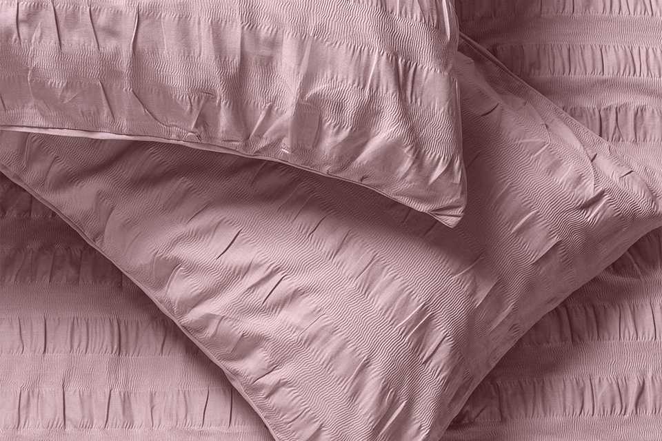 Habitat Seersucker Wide Stripe Lilac Bedding Set - Double.