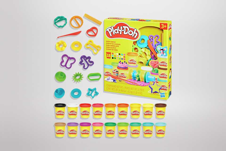 Play-Doh Super Colour Kit with 18 Tubs & 15 Accessories.
