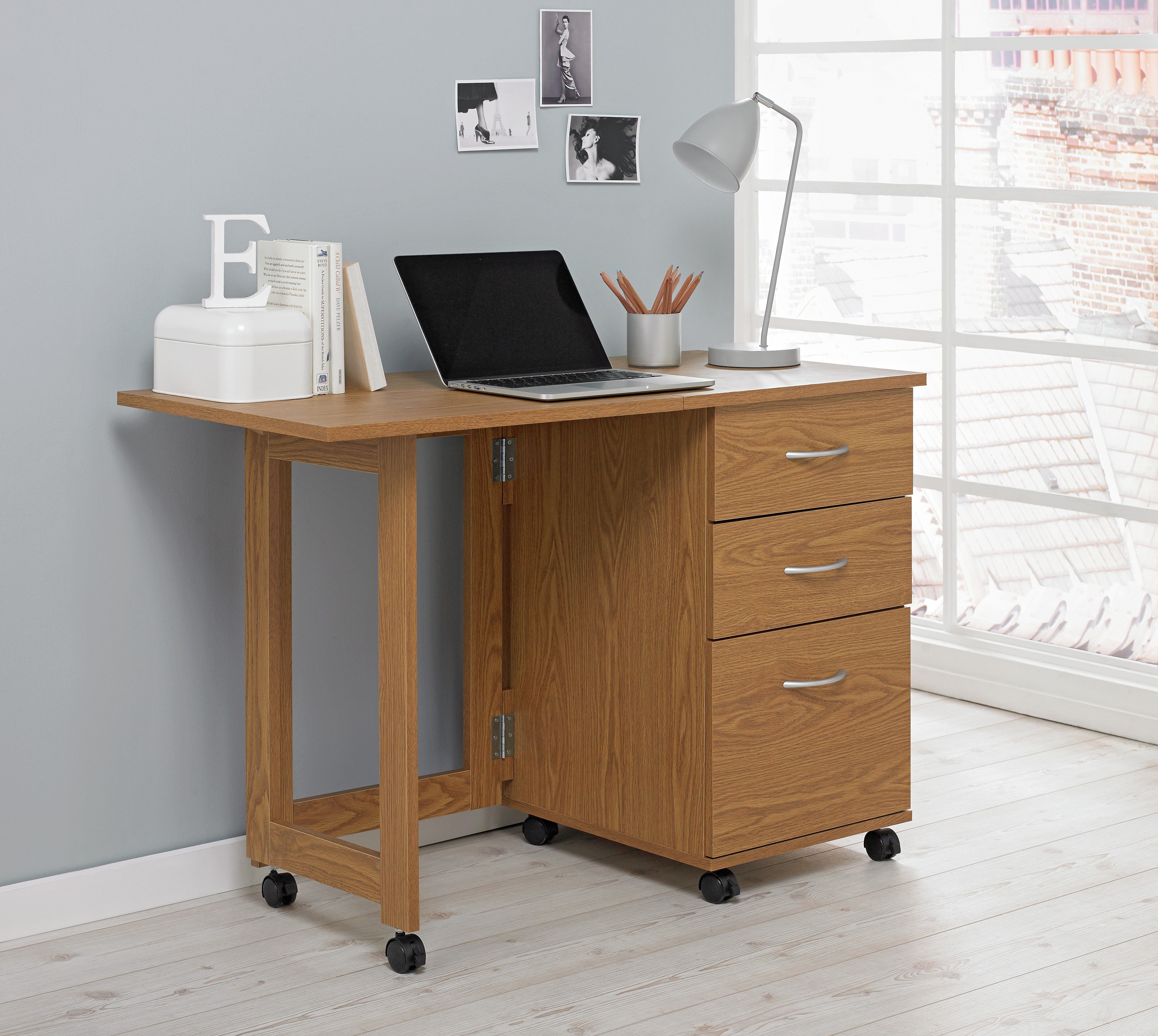 Space Saver Desks Best 25 Space Saving Desk Ideas On Pinterest