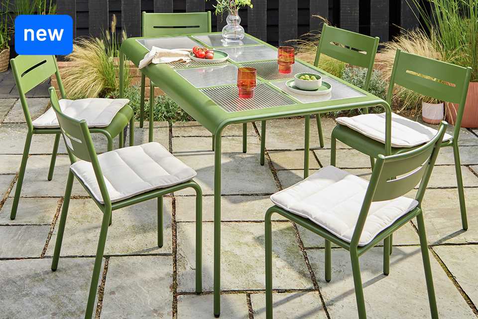 New in garden furniture. Elevate your outdoors.