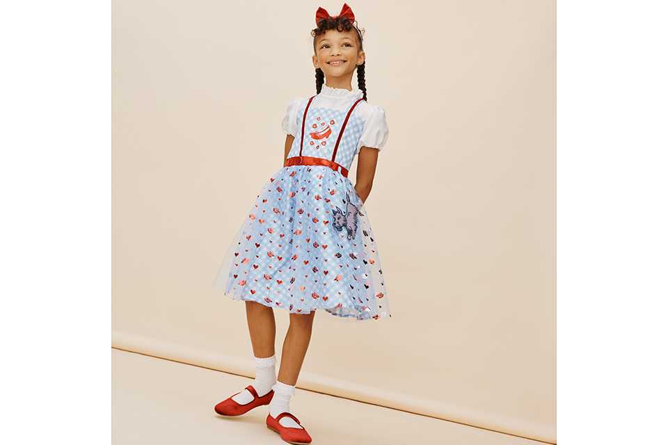 Shop girls' costumes