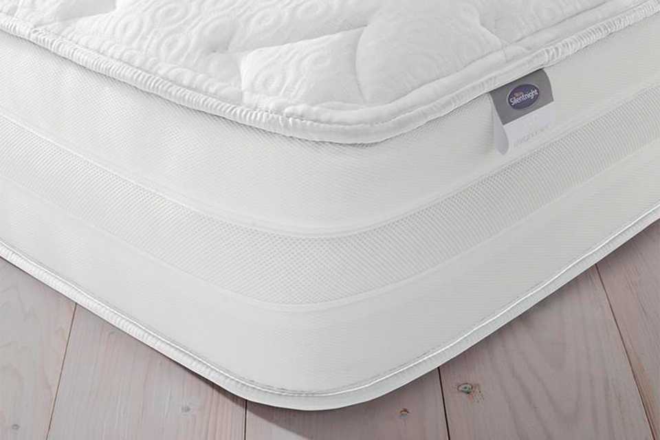 Silentnight 2000 Pocket Memory Mattress - Double.