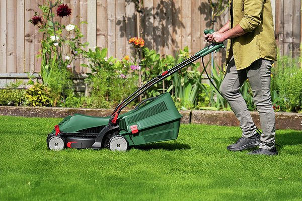 Early birds grow the best gardens. Save up to 1/3 on selected garden and DIY.