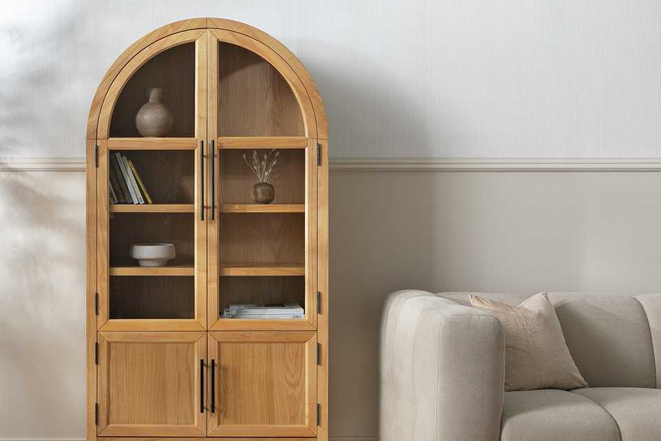 Habitat Collins Arched 4 Door Display Cabinet - Oak.