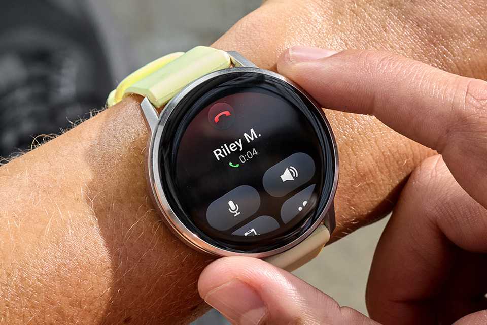 Save up to £30 on selected Garmin Venu smart watches.
