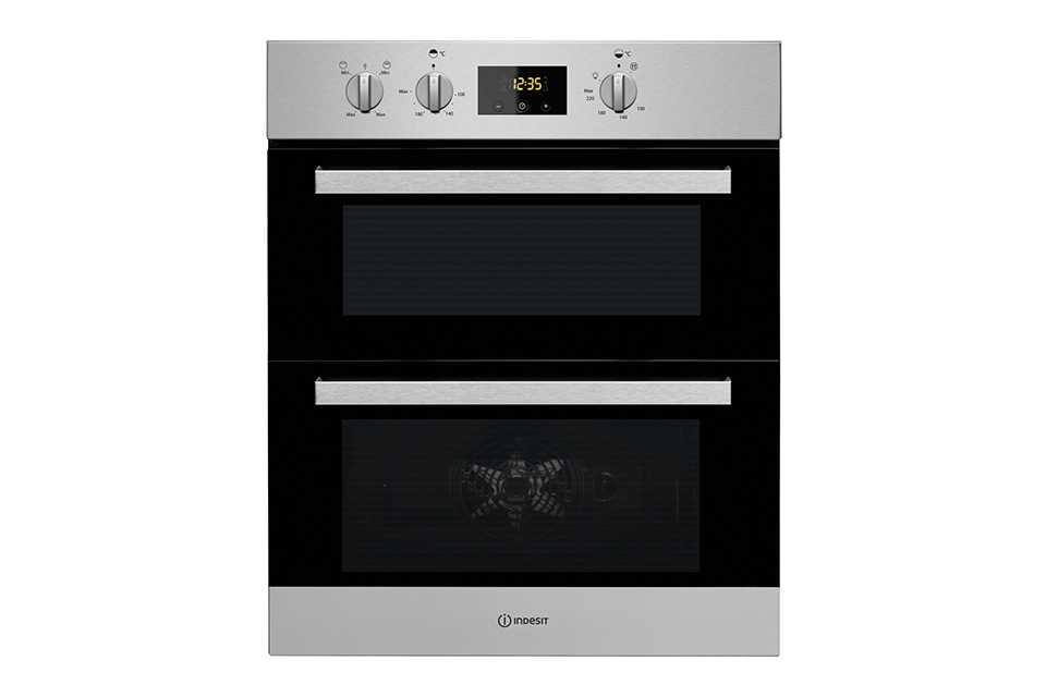 Built-under double oven.