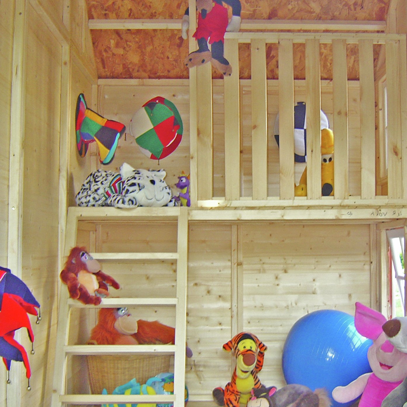 Homewood Crib Playhouse. Review Review Toys