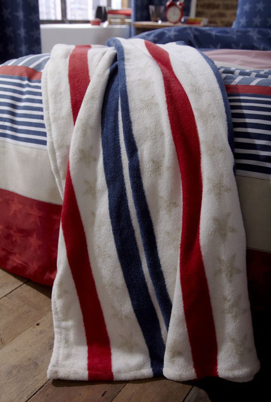 Catherine Lansfield Stars and Stripes Throw review