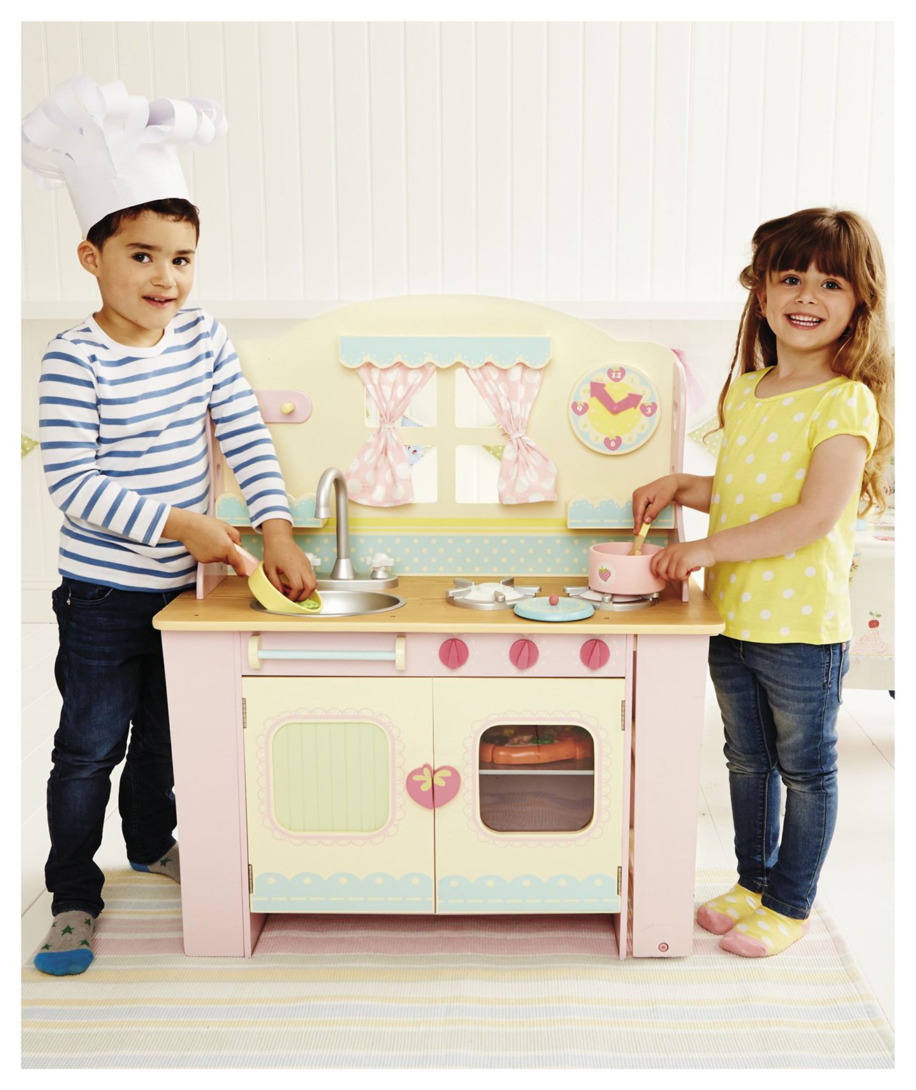 ELC Wooden Cottage Kitchen. review