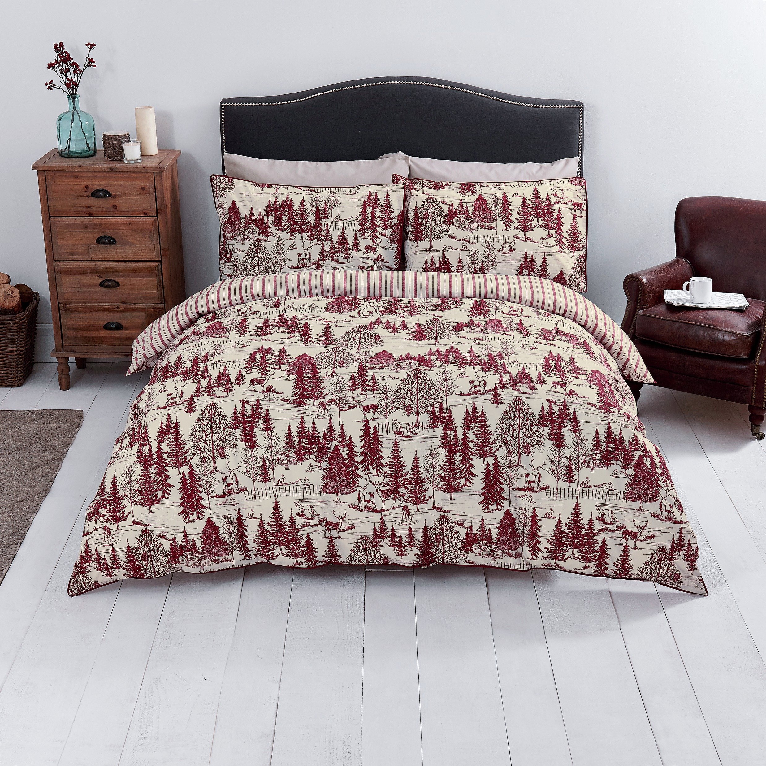 Sainsbury's Home Red Toile Printed Bedding Set - Double Review