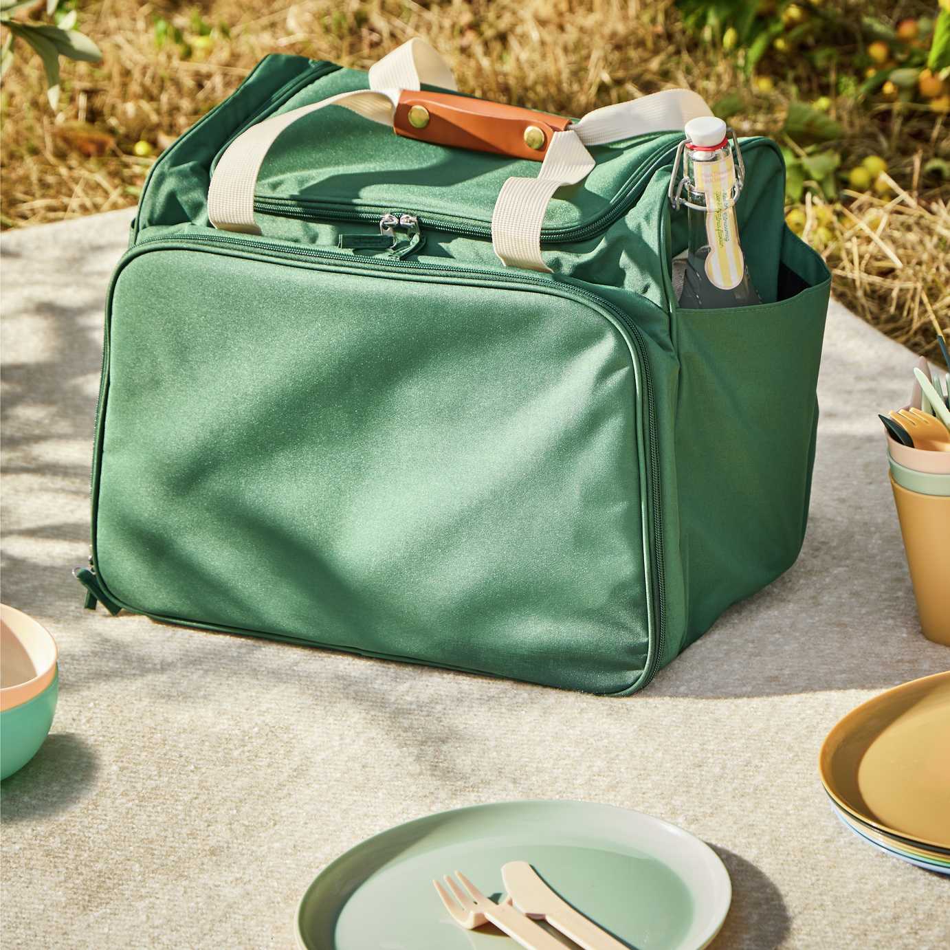 Argos Home Large Cool Bag - 32L / Green.