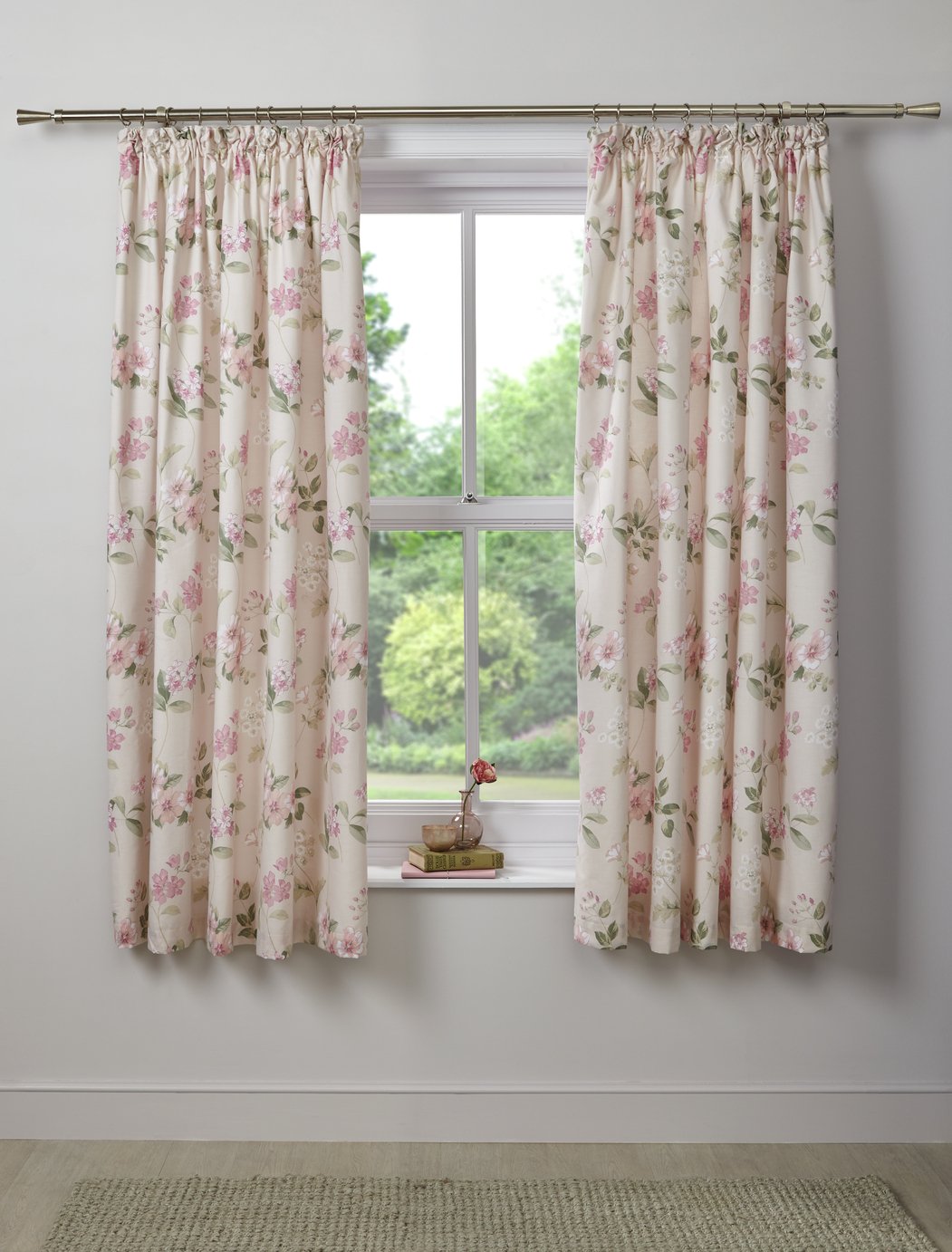 Dreams & Drapes Lorena Blackout Curtains review