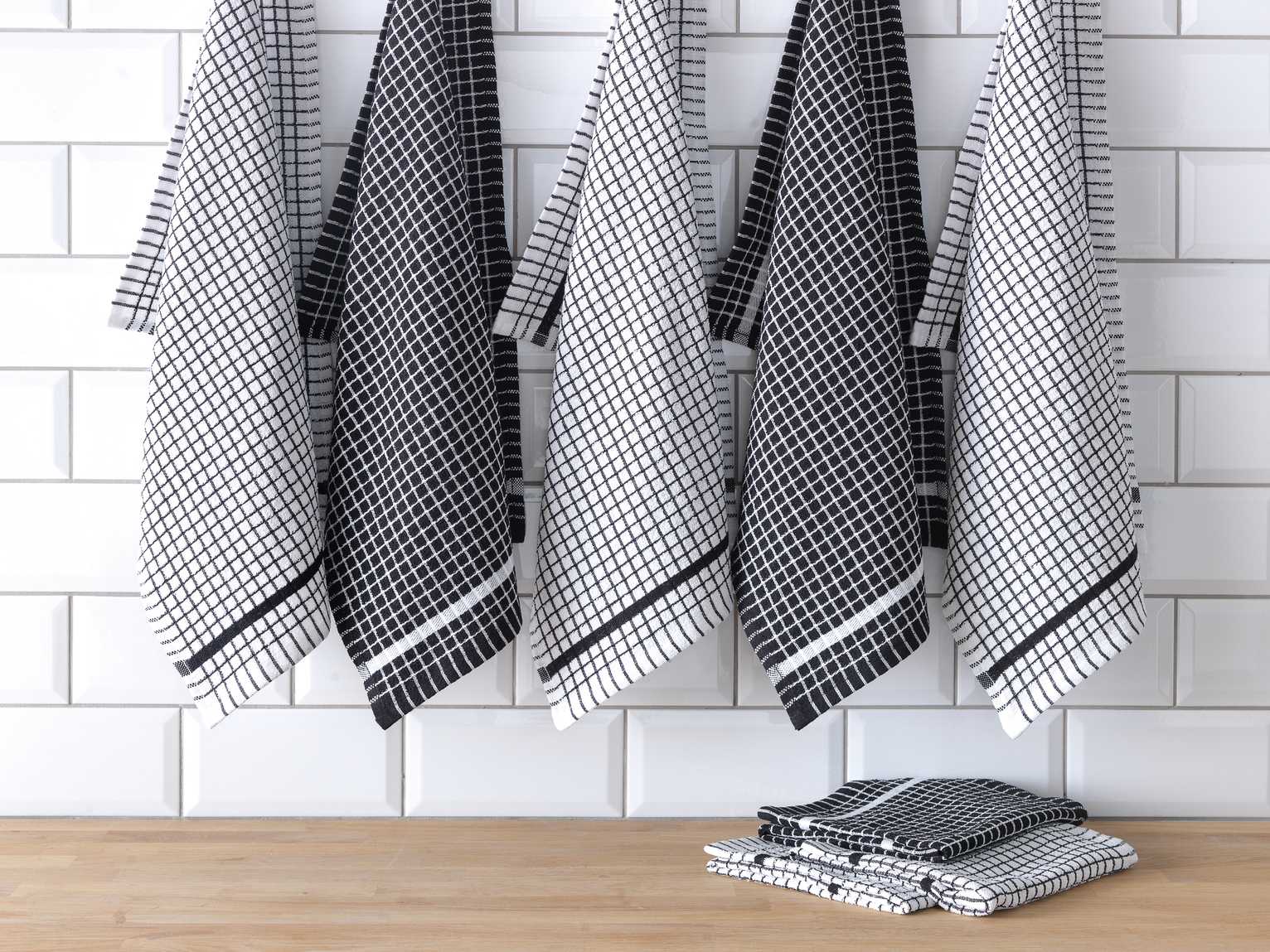 Argos Home Pack of 8 Mixed Terry Tea Towels.