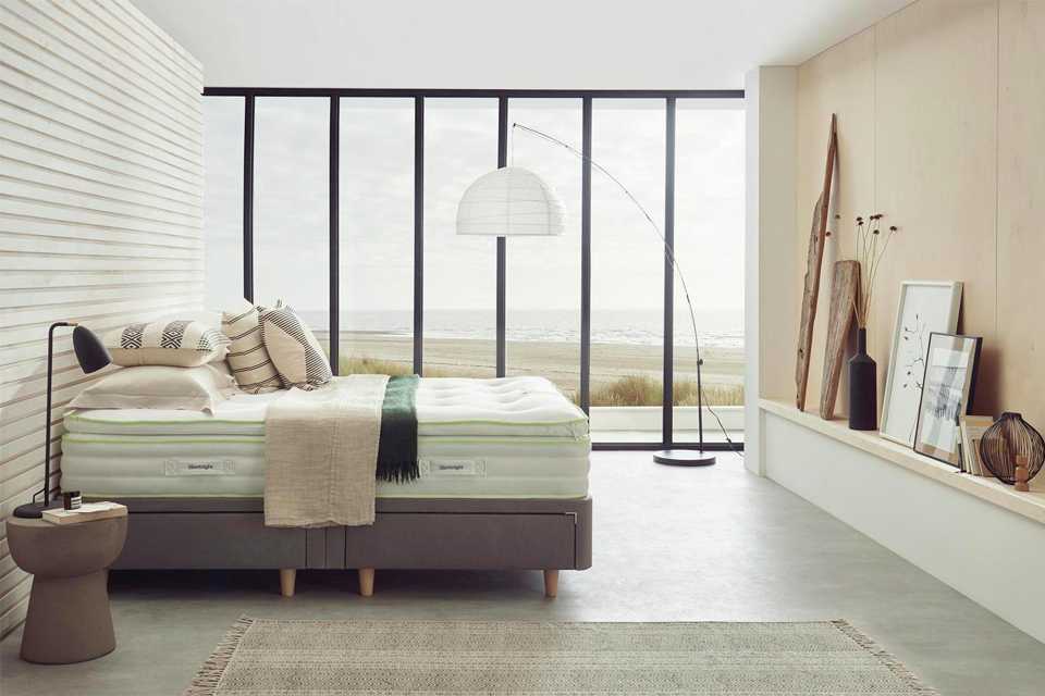 Silentnight eco comfort breathe 2000 pillowtop double matt.