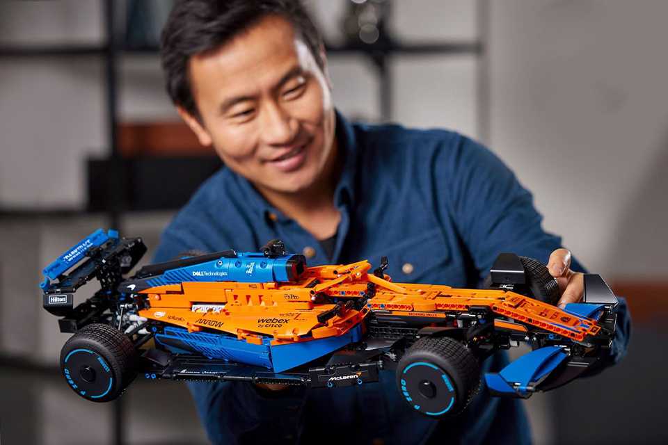 Build the ultimate super sports car.