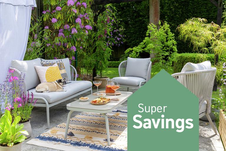 Garden furniture in clearance.