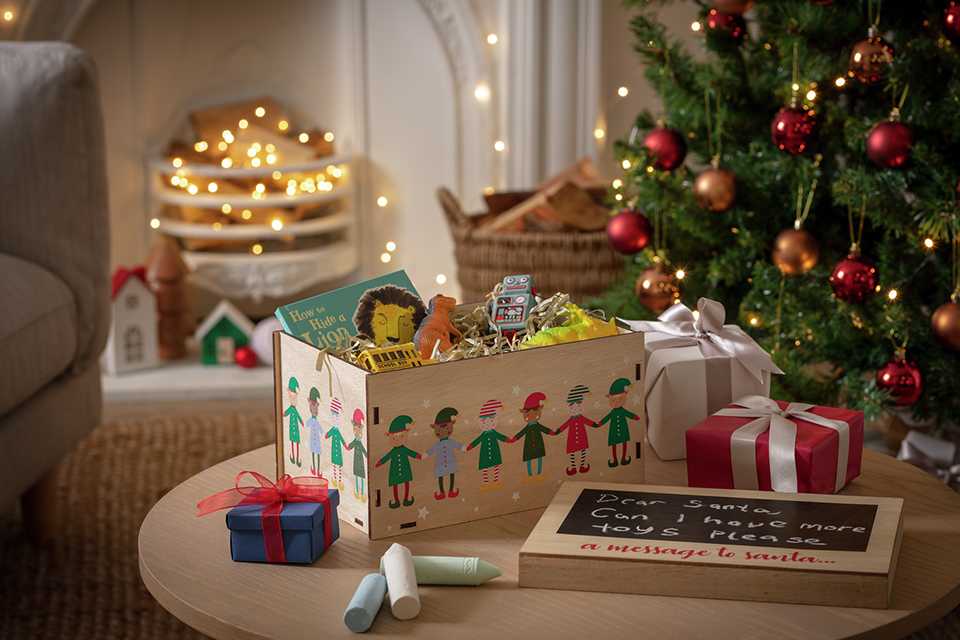 Argos Home Christmas Eve wooden chalk message board.