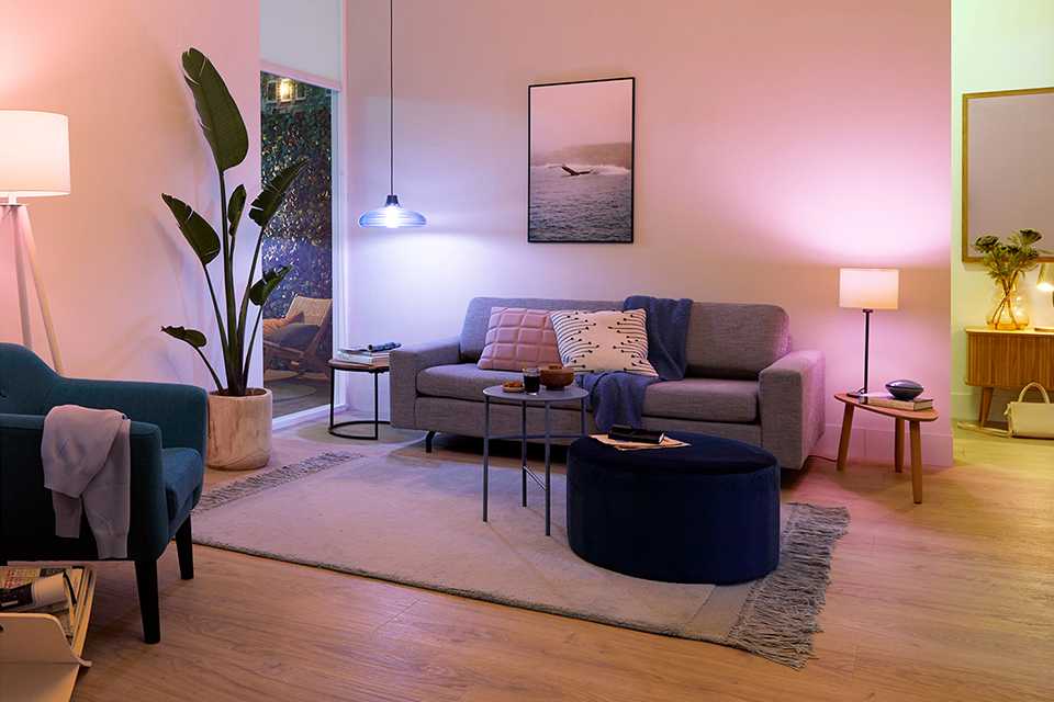 Philips WiZ B22 Colour Smart LED Wi-Fi Bulb.