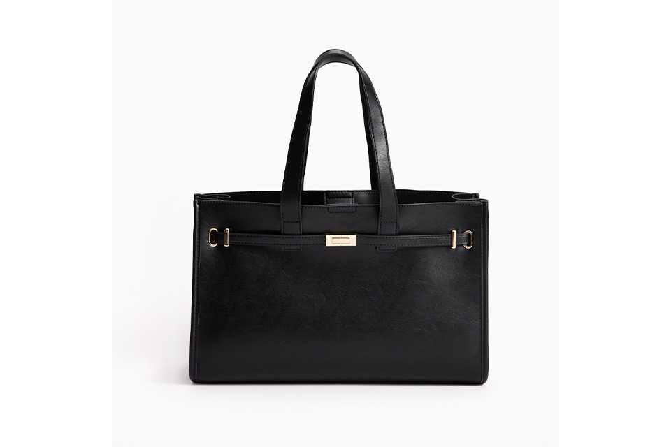 Structured workwear bag for office and daily commute.
