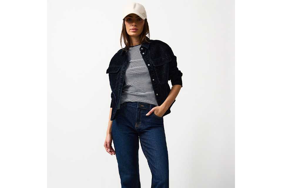 Jeans and the basic tee.