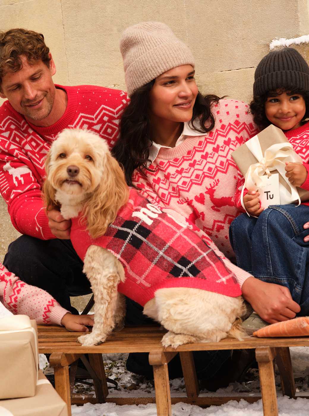 Matching family jumpers.